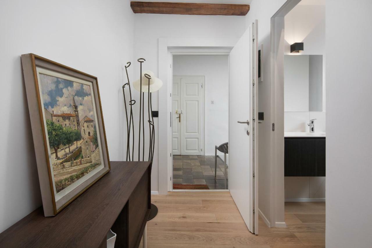 Apartment Fianona - Rovinj City Center ภายนอก รูปภาพ